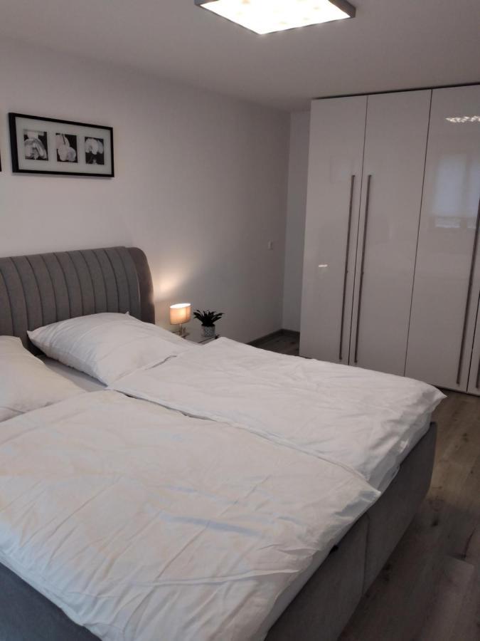Ferienwohnung Trunk Direkt An Den Weinbergen, Parkplatz, Terrasse Mit Grill Und Lounge Roschbach Exteriér fotografie